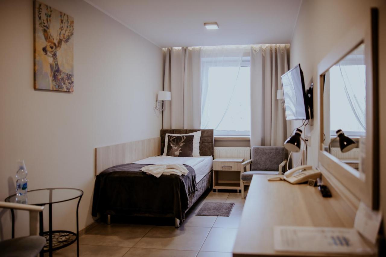 Hotel Greys Polonia Zasutowo Esterno foto
