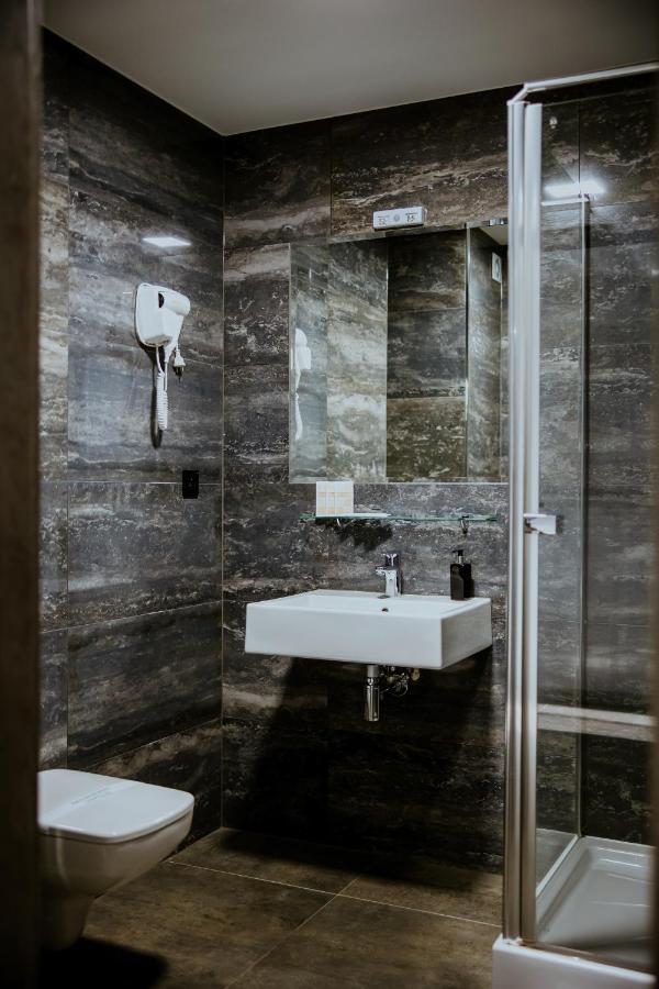 Hotel Greys Polonia Zasutowo Esterno foto